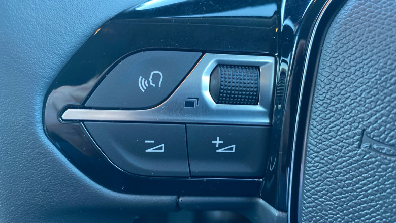 Peugeot 208 1.2 Hybrid 110 Allure 5dr e-DSC6 Petrol Hatchback